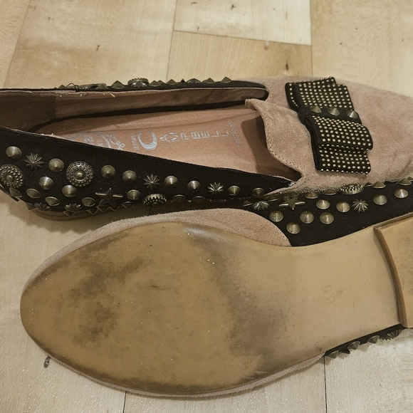Jeffrey Campbell Elegant SB Studded Bow Flat - Picture 7 of 8